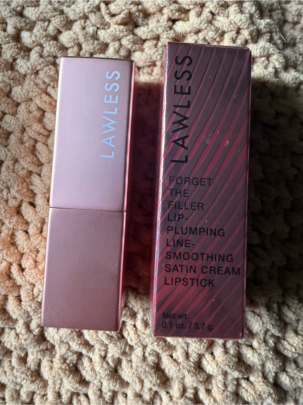 Lawless Satin Cream Lipstick - Fawn